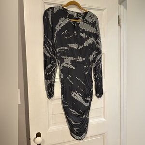 Elegant Black and Gray Midi Dress